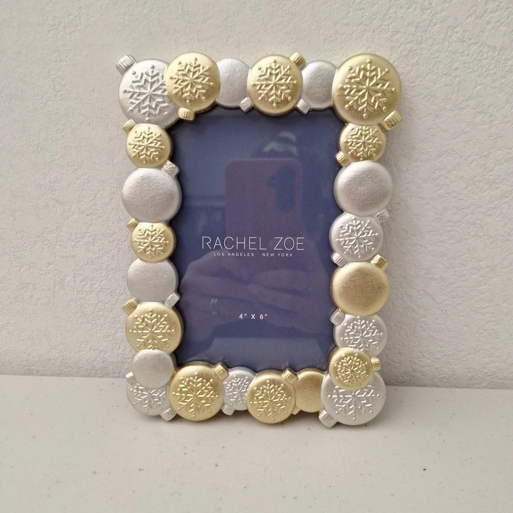 Rachel Zoe New York Christmas Ornament Picture Frame Photo 4 x 6 Inch